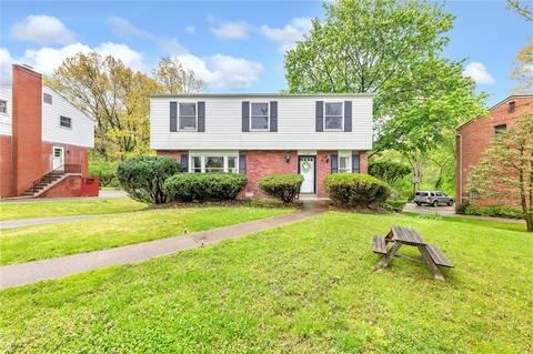 1788 Hassam Rd, Coraopolis, PA 15108