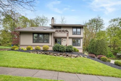 110 Downing Dr, Coraopolis, PA 15108