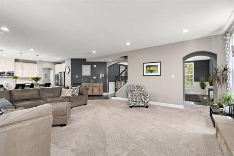131 Olivia, Mars, PA 16046 photo 6