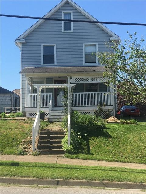 304 E Main St, Grove City, PA 16127