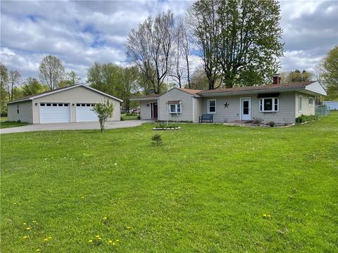 10198 S Lake Rd, Espyville, PA 16424