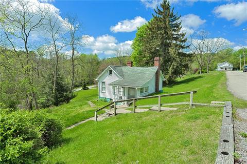 53 Wickhaven Hollow Rd, Wickhaven, PA 15492