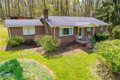 810 Mahood Rd, West Sunbury, PA 16061