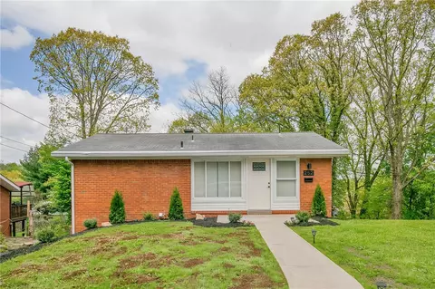 252 Azalea Dr, Monroeville, PA 15146