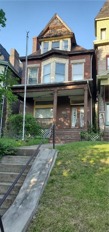 5231 Gertrude St, Hazelwood, PA 15207