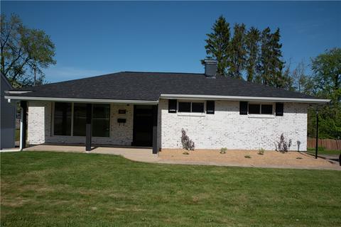 457 Toledo Dr, Lower Burrell, PA 15068