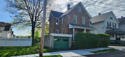 711 5th St, Ellwood City, PA 16117