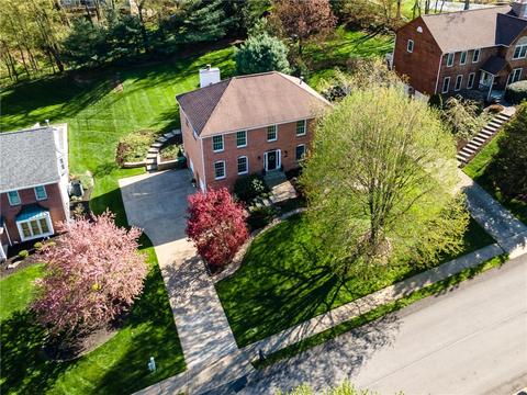 116 Westminster Dr, Mars, PA 16046 photo 2