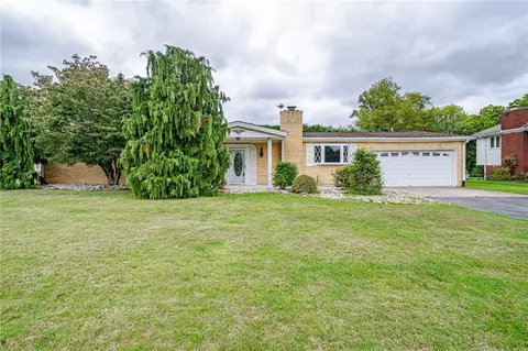 970 First St, North Huntingdon, PA 15642