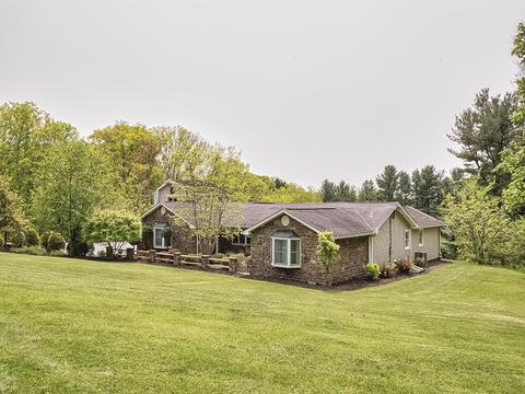 426 Thomas Rd, North Strabane, PA 15317