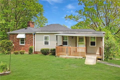 4130 Henderson Rd, Hickory, PA 15340