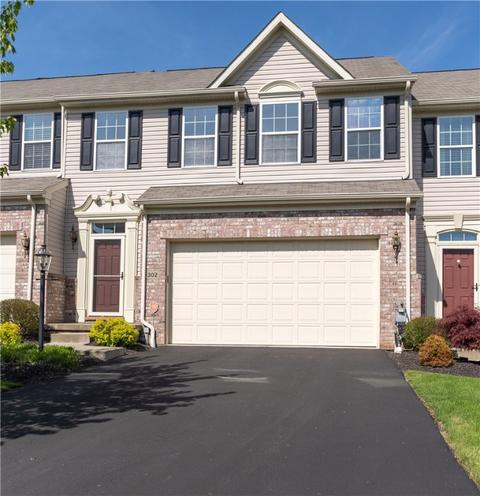 302 Maple Ridge Dr, Canonsburg, PA 15317