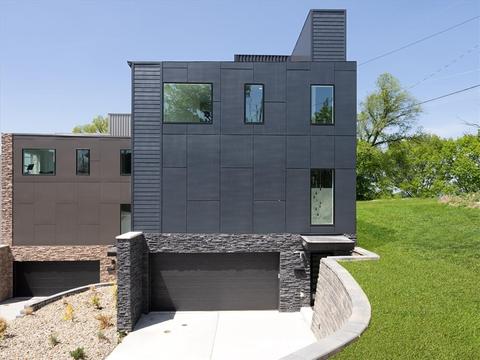 249 Zuzu Cir, Pittsburgh, PA 15210