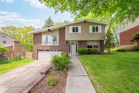 1017 Holly Lynne Dr, Pittsburgh, PA 15236