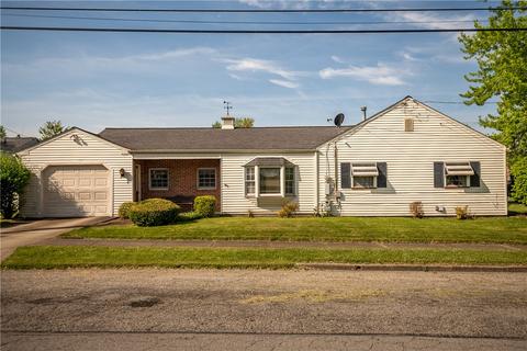 631 Carnegie Ave, Sharon, PA 16146