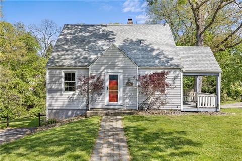 245 Maryland Dr, Shaler, PA 15116