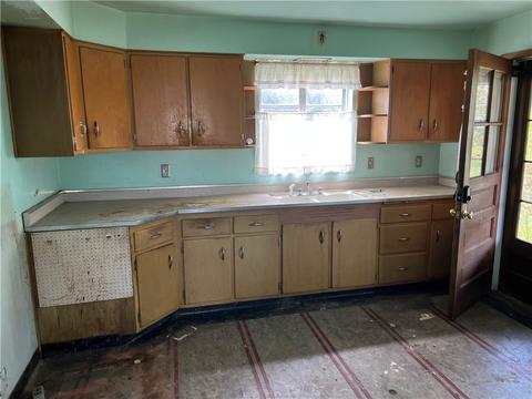 335 End Ave, Beaver, PA 15009 photo 6