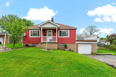10229 Madison Ave, North Huntingdon, PA 15642