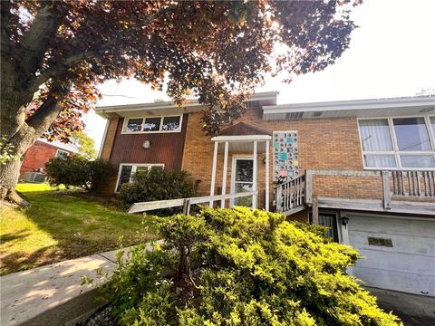 1407 Gill Hall Rd, Jefferson Hills, PA 15025