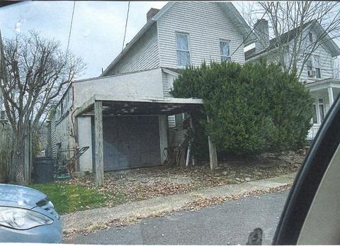 112 2nd Ave, Elco, PA 15434