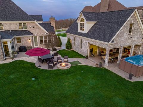 145 Majestic Dr, Mars, PA 16046 photo 4