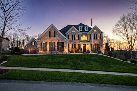 145 Majestic Dr, Mars, PA 16046
