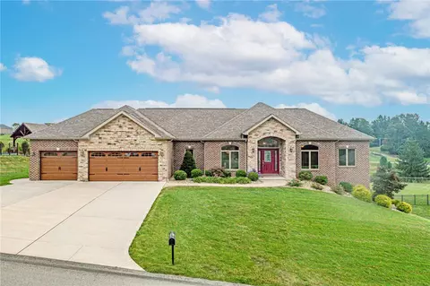 7377 Natalie Ln, North Huntingdon, PA 15642