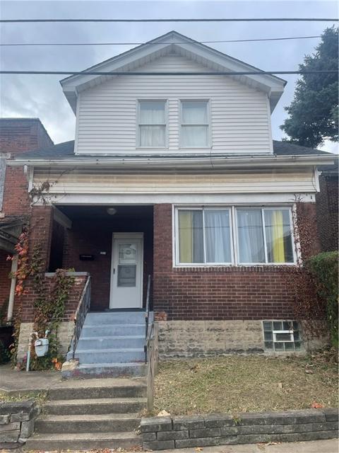 110 Peter St, Duquesne, PA 15110