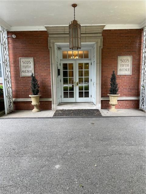 5025 5th Ave #2D, Pittsburgh, PA 15232