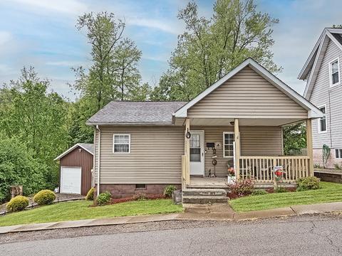 334 South St, Evans City, PA 16033