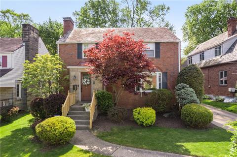 95 Markham Dr, Pittsburgh, PA 15228