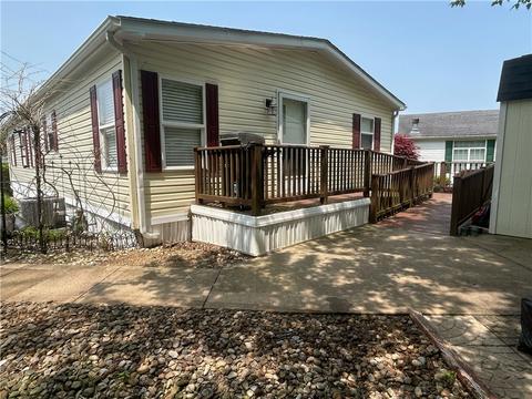 124 Eagle Pointe Ests, New Eagle, PA 15067 photo 4