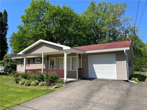 435 Thornhill Dr, New Castle, PA 16101