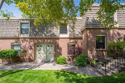 1176 Pennsbury Blvd, Pittsburgh, PA 15205