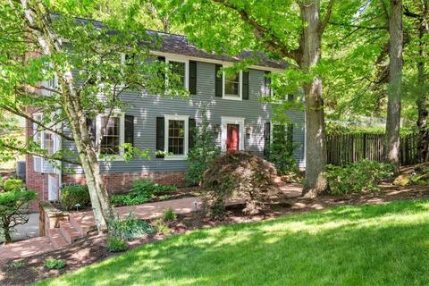 113 Weir Dr, O'hara, PA 15215