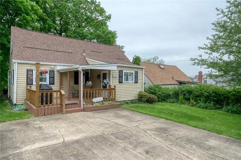 1875 Montour St, Coraopolis, PA 15108