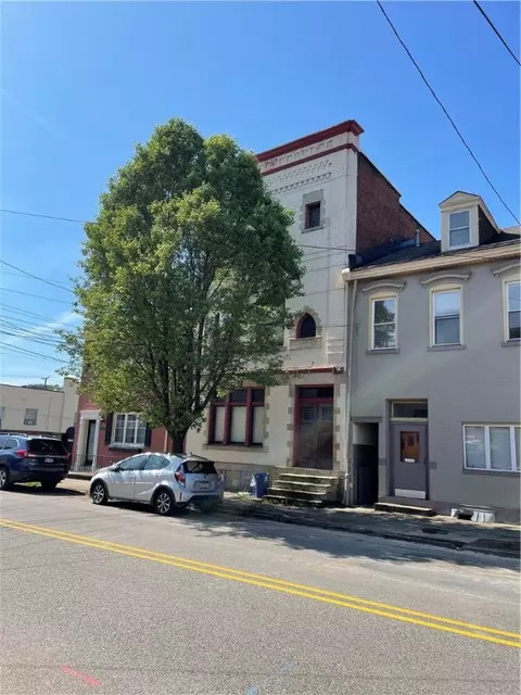 2512 Sarah St, Pittsburgh, PA 15203