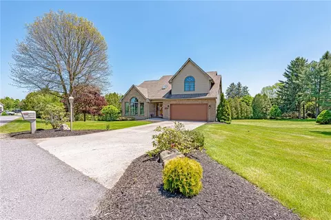 125 Cambridge Pl, Somerset, PA 15501