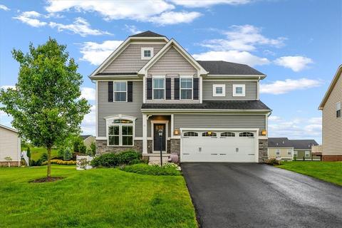 335 Oakmont Dr, Pittsburgh, PA 15229