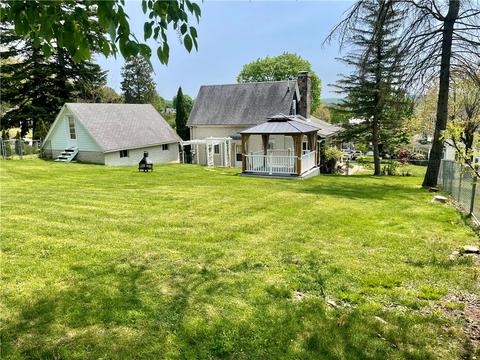 809 9th St, Windber, PA 15963 photo 17
