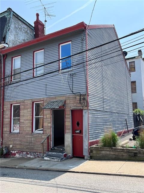 813 Spring Garden Ave, Pittsburgh, PA 15212