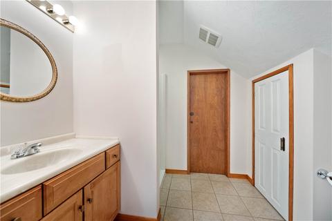 1009 Hunt Club Ct, Export, PA 15632 photo 36