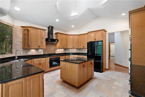 1009 Hunt Club Ct, Export, PA 15632 photo 10