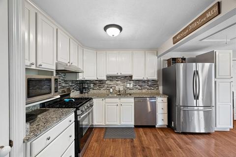 14150 Wayne Dr, Irwin, PA 15642 photo 10