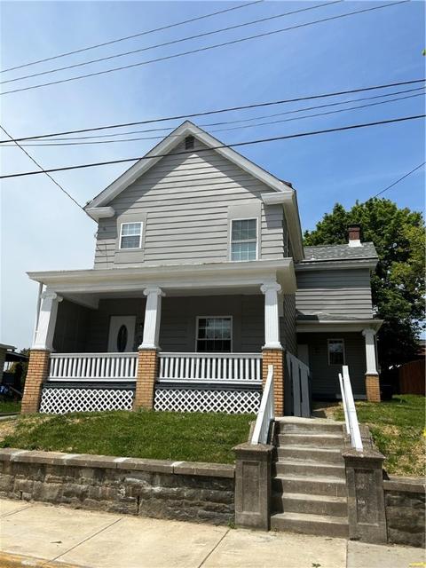 343 N 1st St, Jeannette, PA 15644
