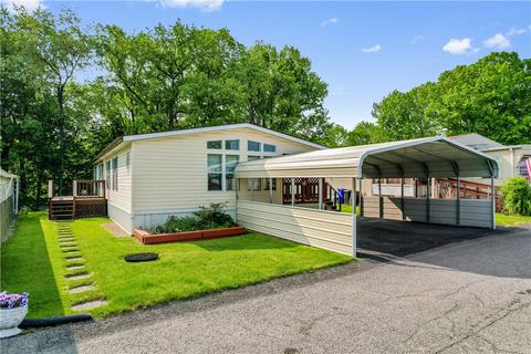 178 E South, North Fayette, PA 15071