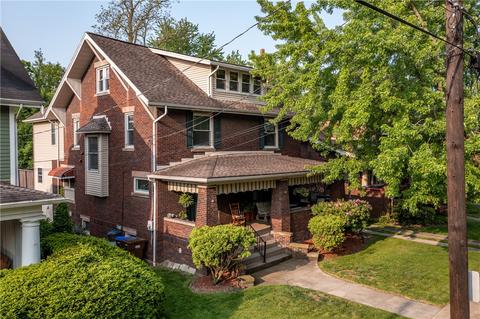 956 Alcoma St, Sharon, PA 16146