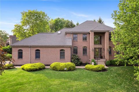 300 Cloverdale Dr, Wexford, PA 15090