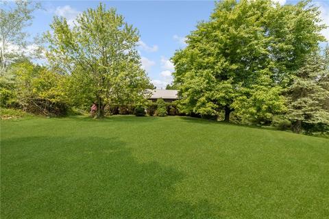 194 Concord Circle Rd, Beaver Falls, PA 15010
