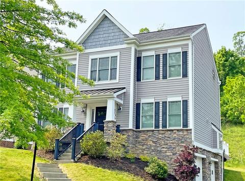 1105 Woodlawn Dr, Canonsburg, PA 15317